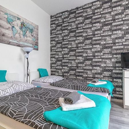 Bratislava -Apartment Near The City Center With A Balcony Eksteriør bilde